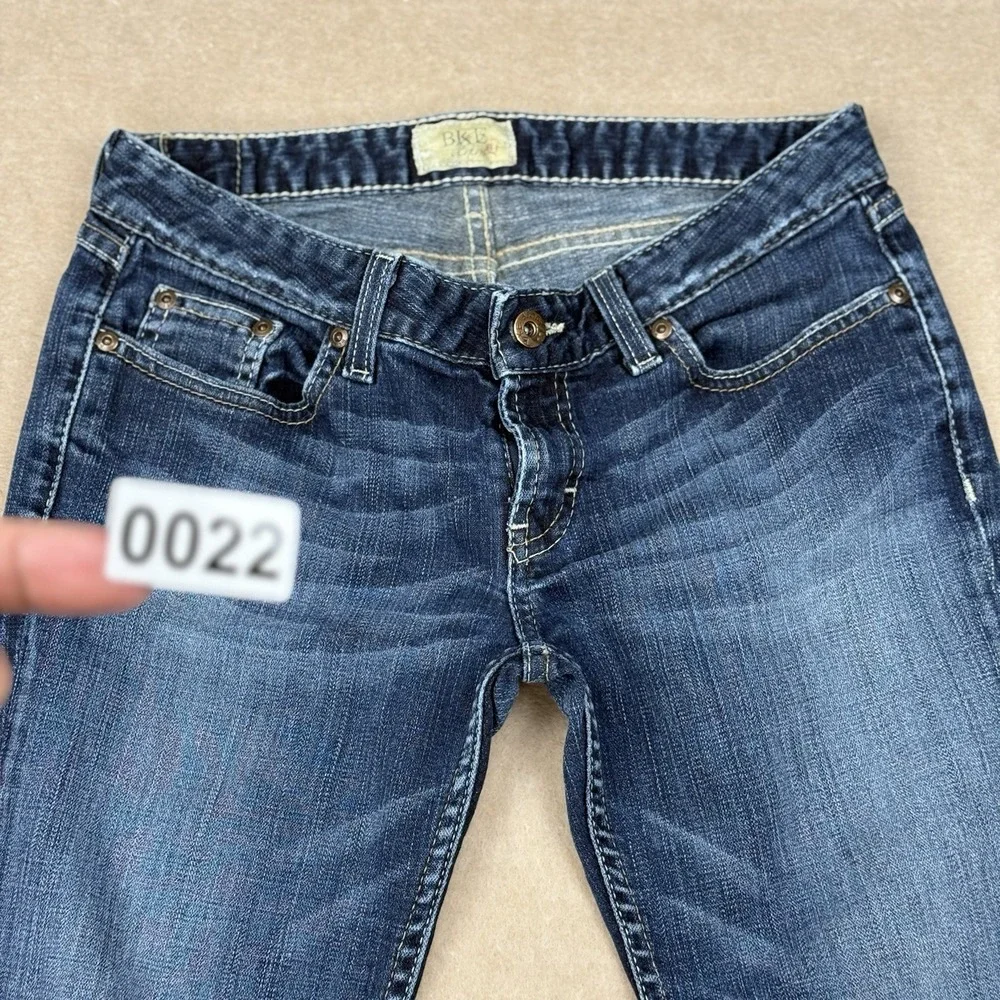 BKE Buckle Jeans Women's Size‎ 29 Blue Capri Starlite Stretch Low Rise Denim